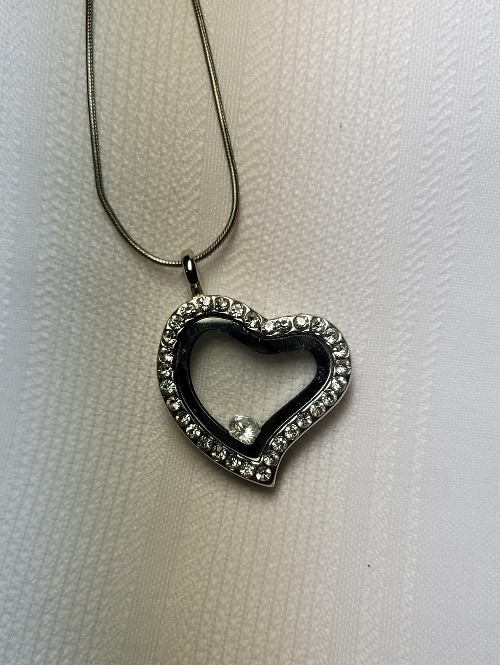 Origami Owl Heart Locket Memory Necklace